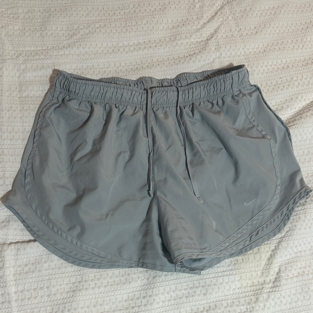 Women's Light Gray Nike Shorts Large